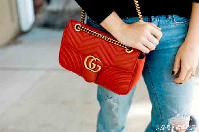 红色过年包包怎么选,今年最火的过新年包包