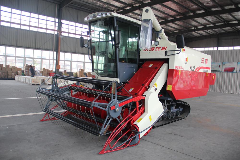 谷物收获机大全,最小履带式收获机