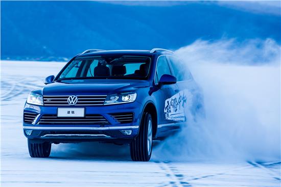 无惧风刀雪箭穿越林海雪原带你见证途锐踏雪牡丹江的十八般武艺