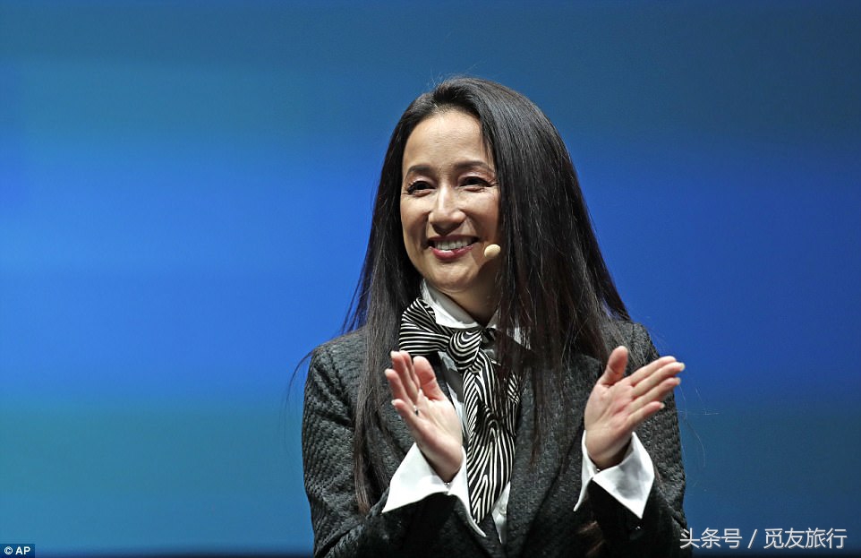 闃挎媺鏂姞鑸┖椋炴満,闃挎媺鏂姞鑸┖鍏徃鍒舵湇