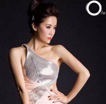 至尊红颜贾静雯与赵卓吻戏,至尊红颜贾静雯和杨童舒