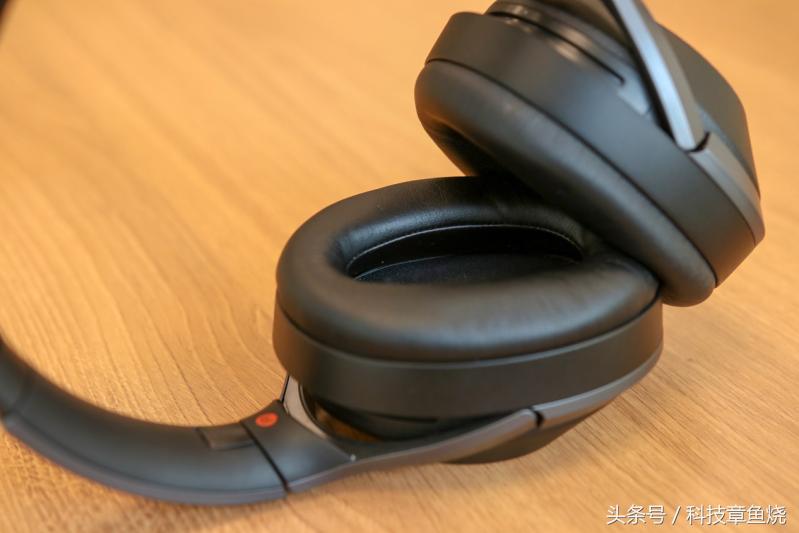 谁才是音质最强耳机,索尼降噪豆和boseqc35