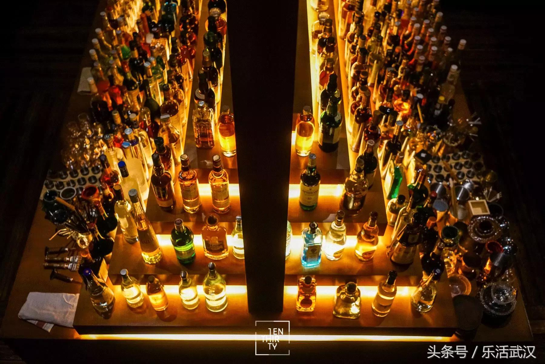 去酒吧点鸡尾酒推荐,去酒吧什么鸡尾酒好喝