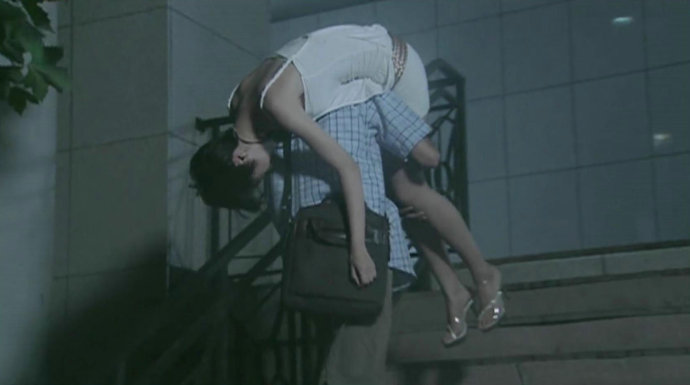 小姨子帮姐姐考验姐夫“结果假戏真做”不能自拔