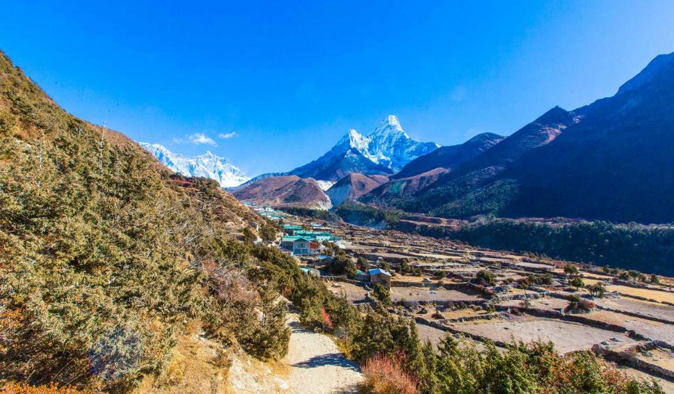 尼泊尔安纳普尔那山徒步,徒步探秘尼泊尔