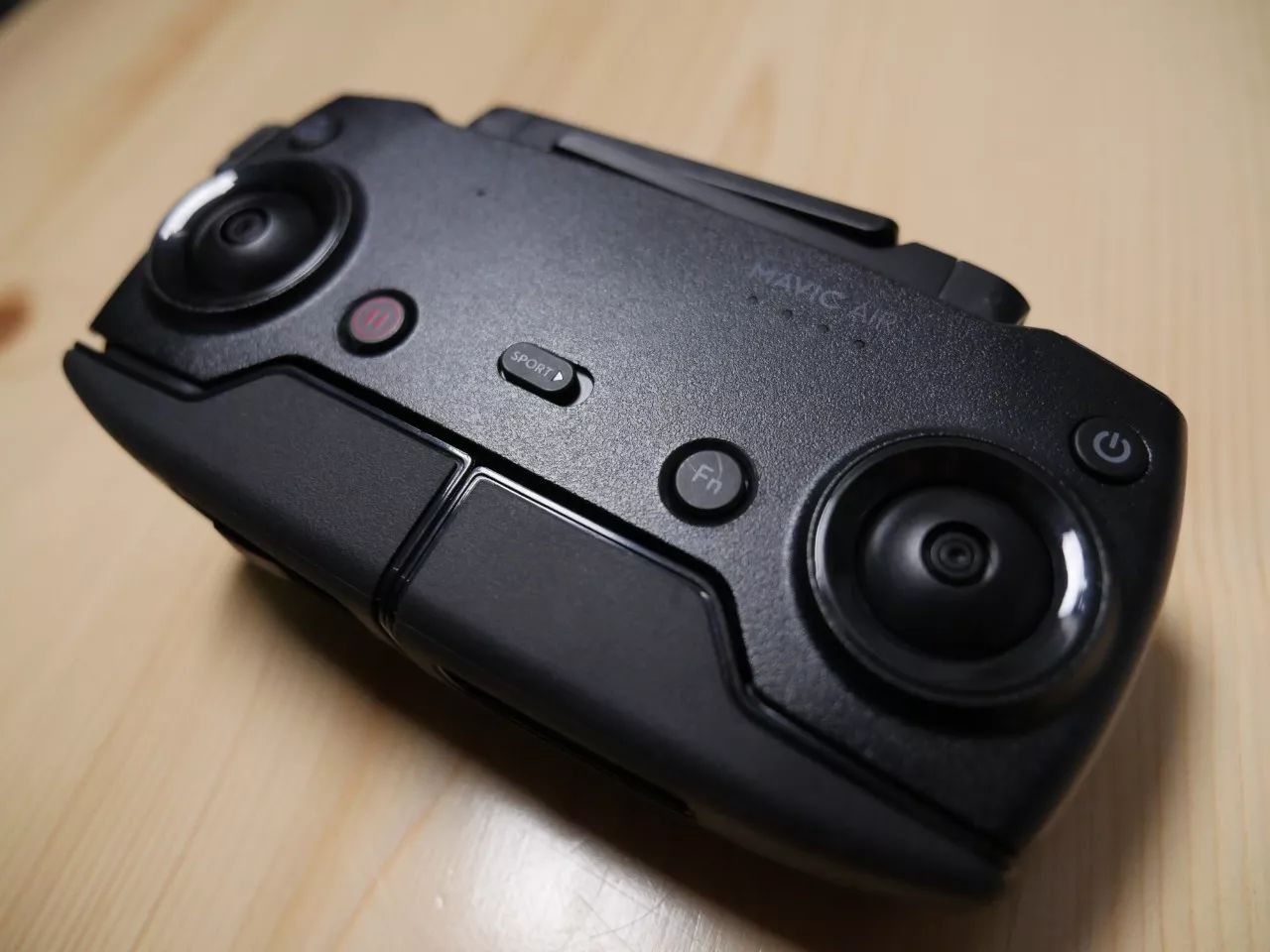 大疆MavicAir全球首发评测:可能是性价比最高的无人机