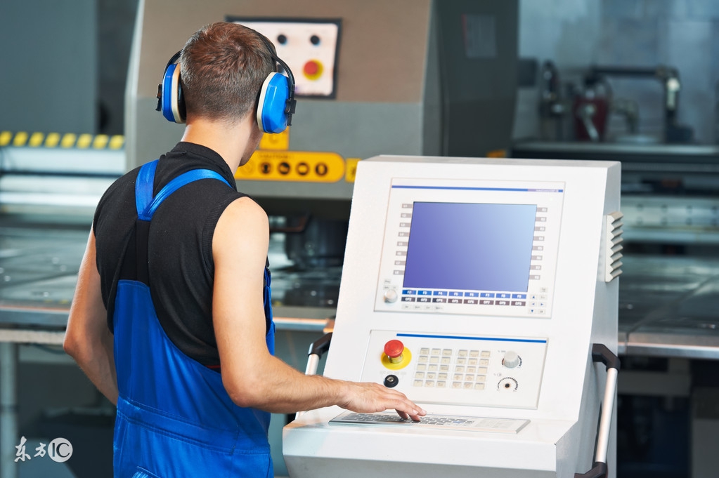 数控冲床上升缓慢怎么回事,数控冲床反弹解决方法