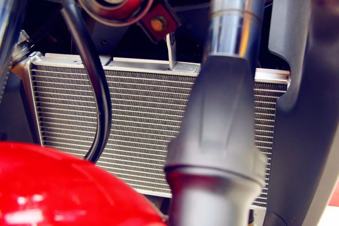 最火的250最需要的都有：双缸、无震、高功-新感觉新车即将上市