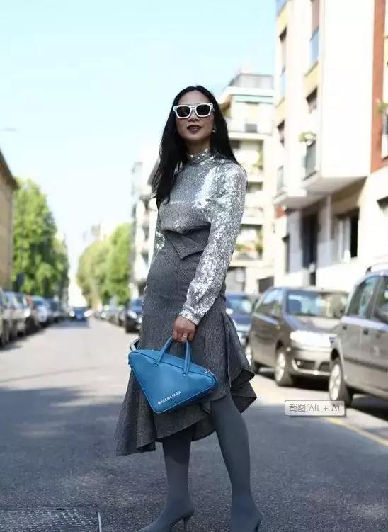 杨幂和热巴穿同款连衣裙,从杨幂赵丽颖到热巴肖战