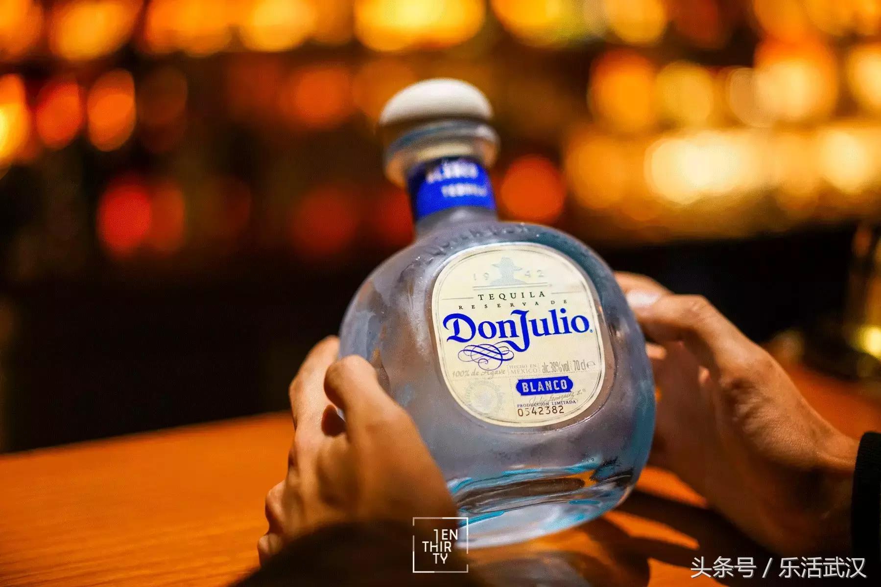 去酒吧点鸡尾酒推荐,去酒吧什么鸡尾酒好喝