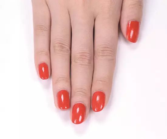 美甲教程步骤甲油胶涂法,如何自己用甲油胶做美甲