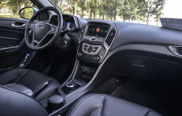 还买啥汽油车,这些电车个个续航300km,15万买来上班一周不用管