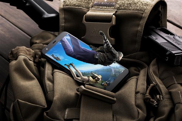 “吃鸡”玩家必看:4G+64G大内存运行畅快红辣椒7X省钱顺心