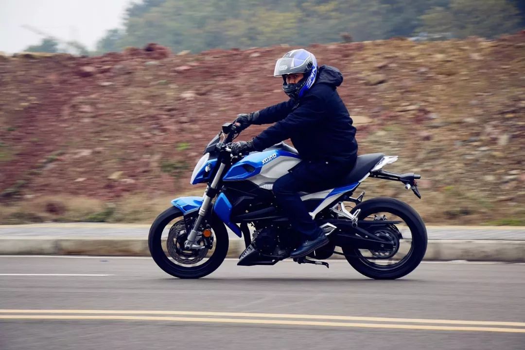 最火的250最需要的都有：双缸、无震、高功-新感觉新车即将上市