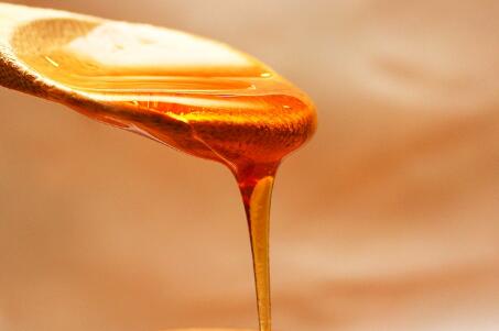 白酒、茶叶、蜂蜜、香水有保质期吗？至当天算不算过期？