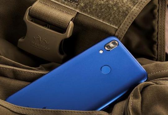 “吃鸡”玩家必看:4G+64G大内存运行畅快红辣椒7X省钱顺心