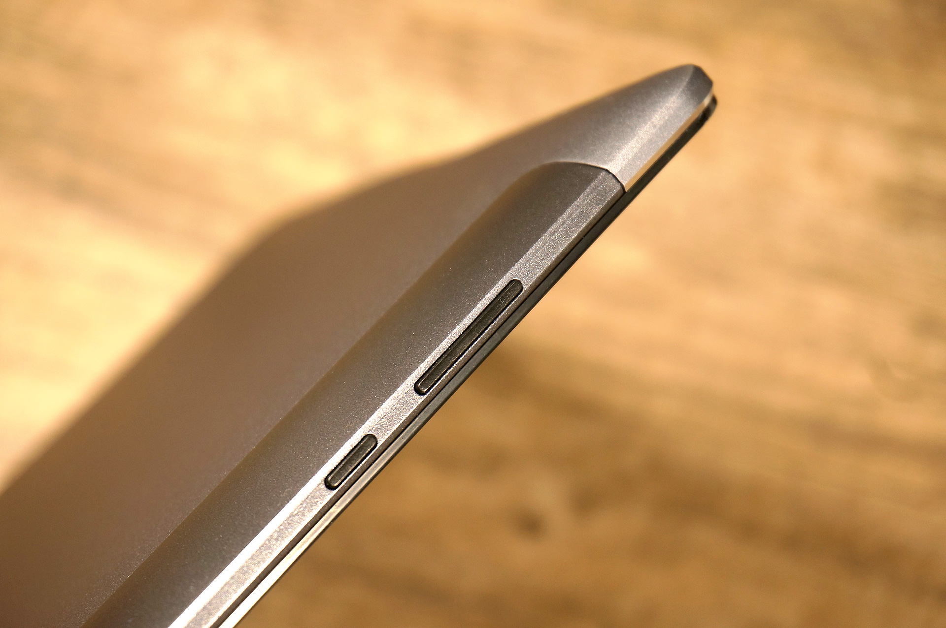 鏄傝揪v80plus骞虫澘鐢佃剳娴嬭瘎,鏄傝揪v18pro