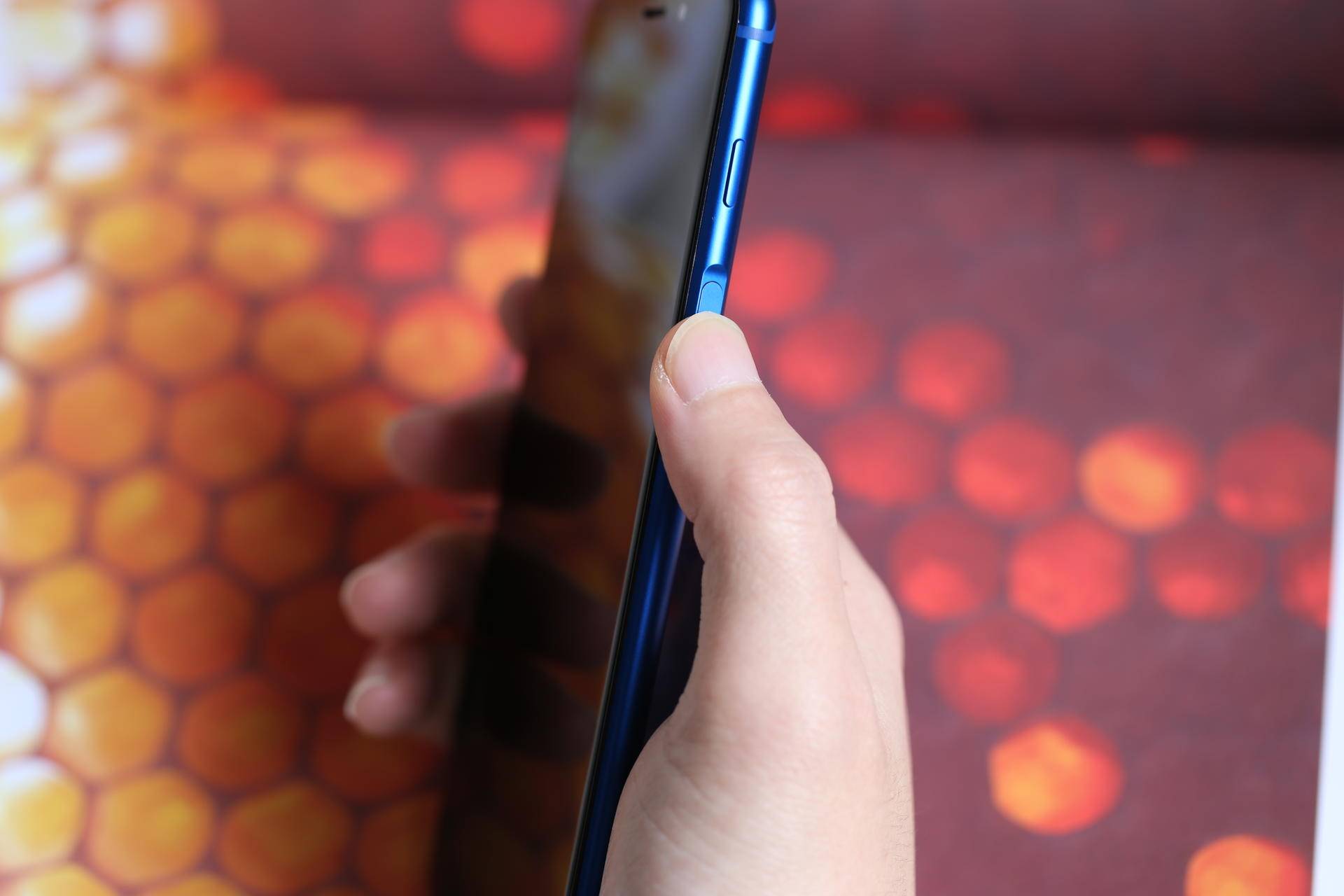 魅蓝最新手机s6金色,魅蓝s6怎么样值得入吗