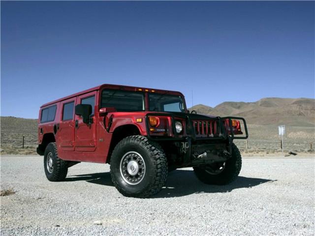 这款车国内仅3辆,比奔驰G系还霸气,500万被李晨买下!