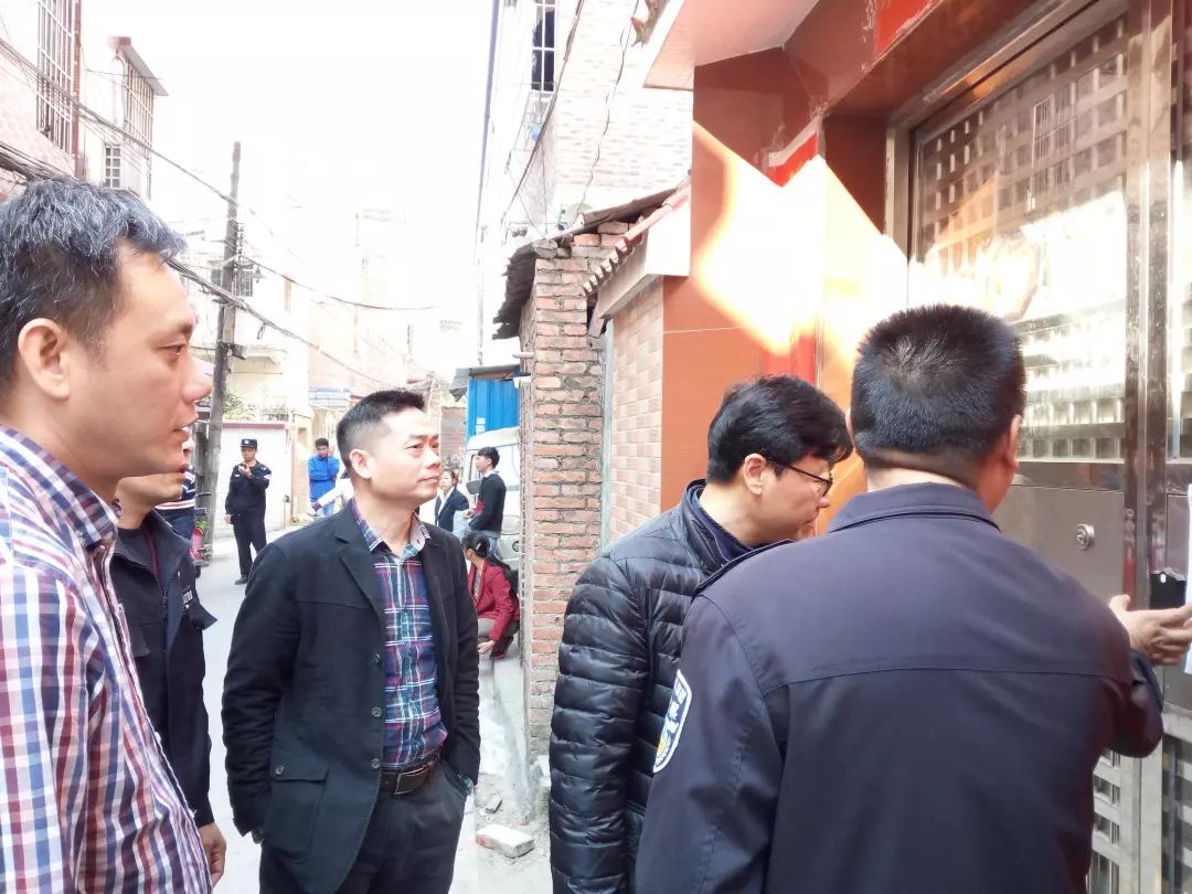 荔湾︱奔走相告！海南村也开始安装门禁啦