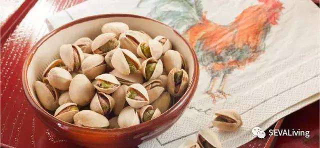 她是一个有趣的灵魂,有趣的灵魂才是女人最着迷的