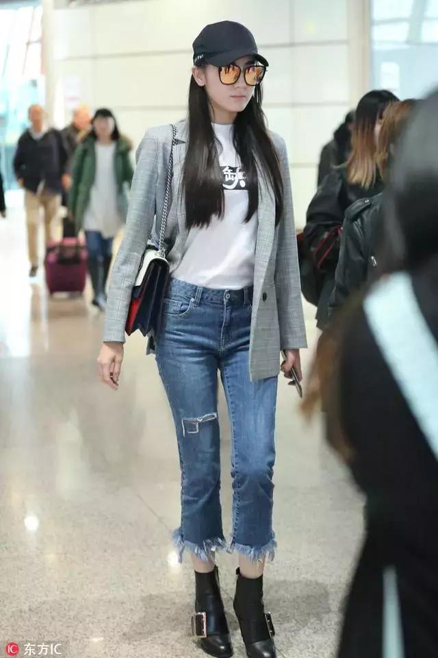 杨幂和热巴穿同款连衣裙,从杨幂赵丽颖到热巴肖战