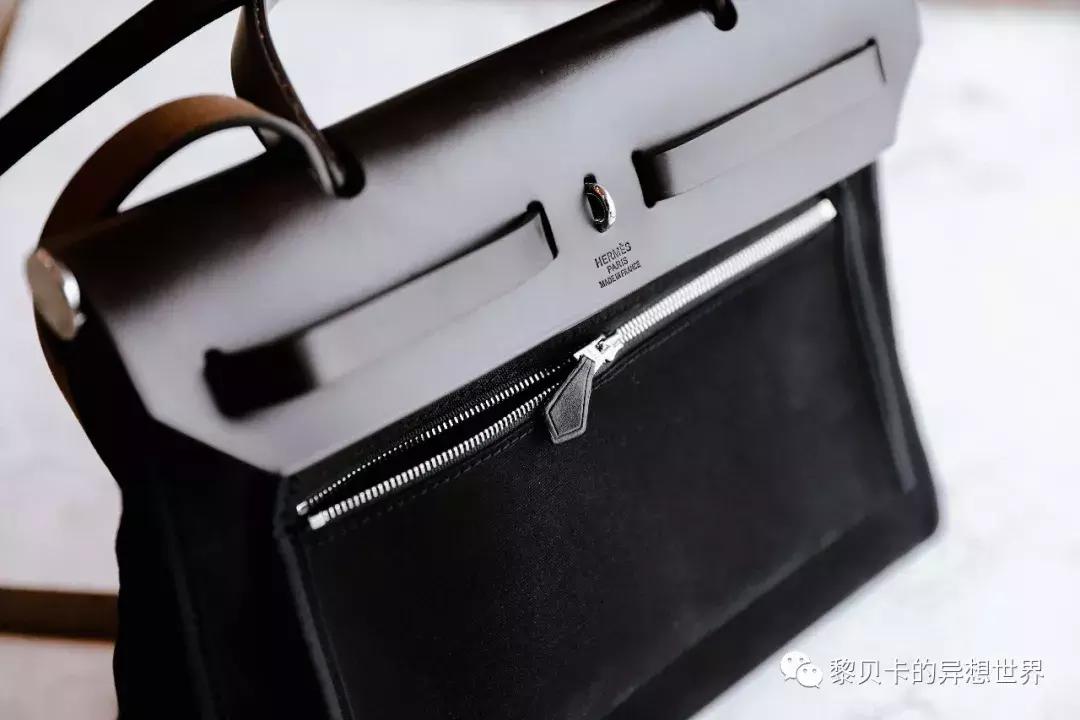 从上百只包里，她们精挑细选了这9只最爱的年度好包