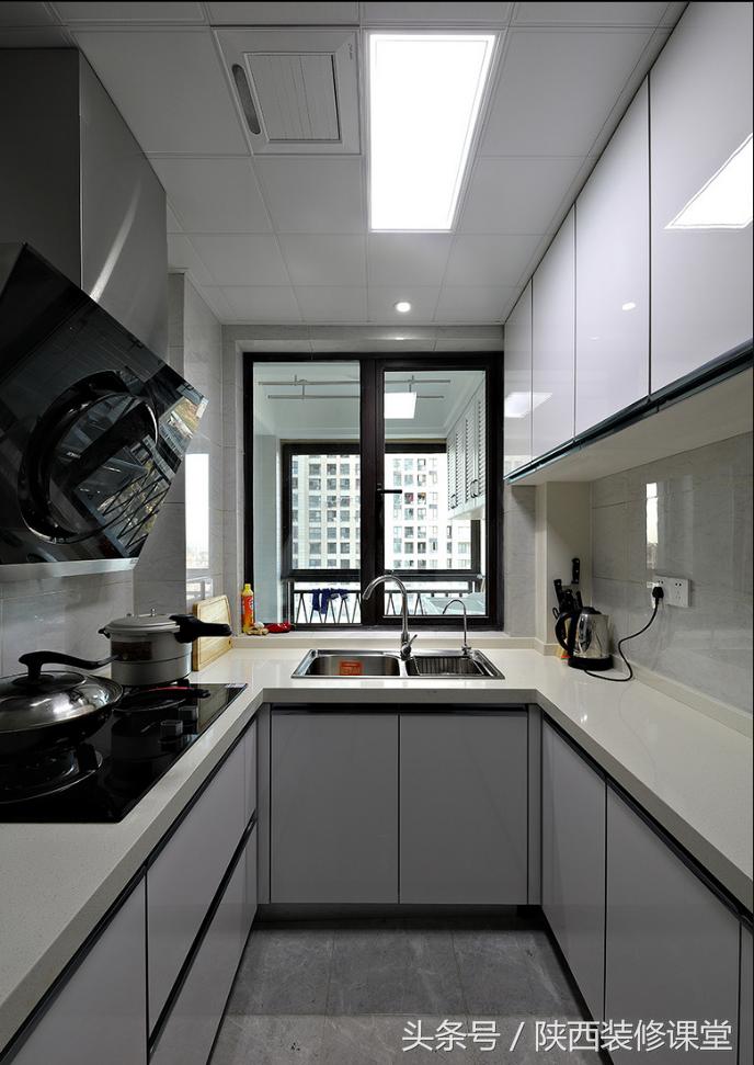 140平方房子轻奢现代,140平米现代35万