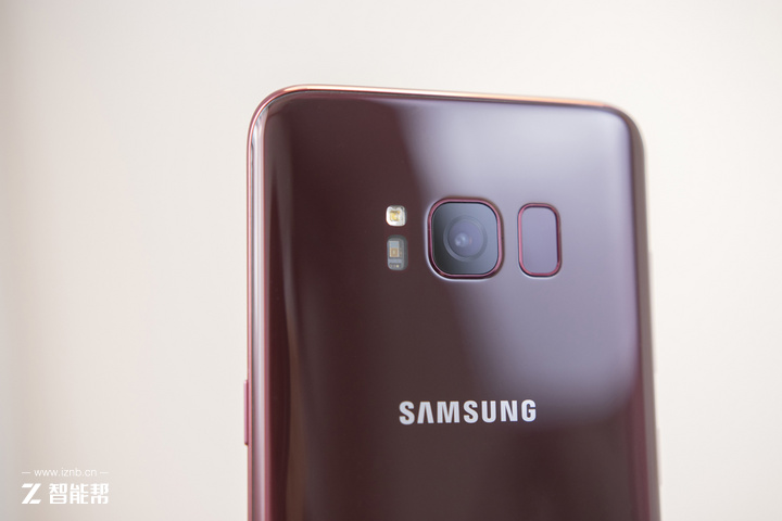 三星galaxys8还值得买吗,三星galaxys8勃艮第红