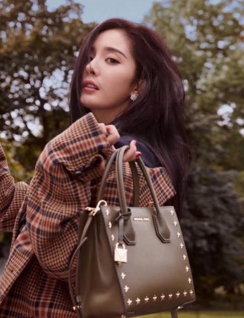 mk杨幂同款包到底有哪些型号？盘点杨幂这些年宠幸的mk包~