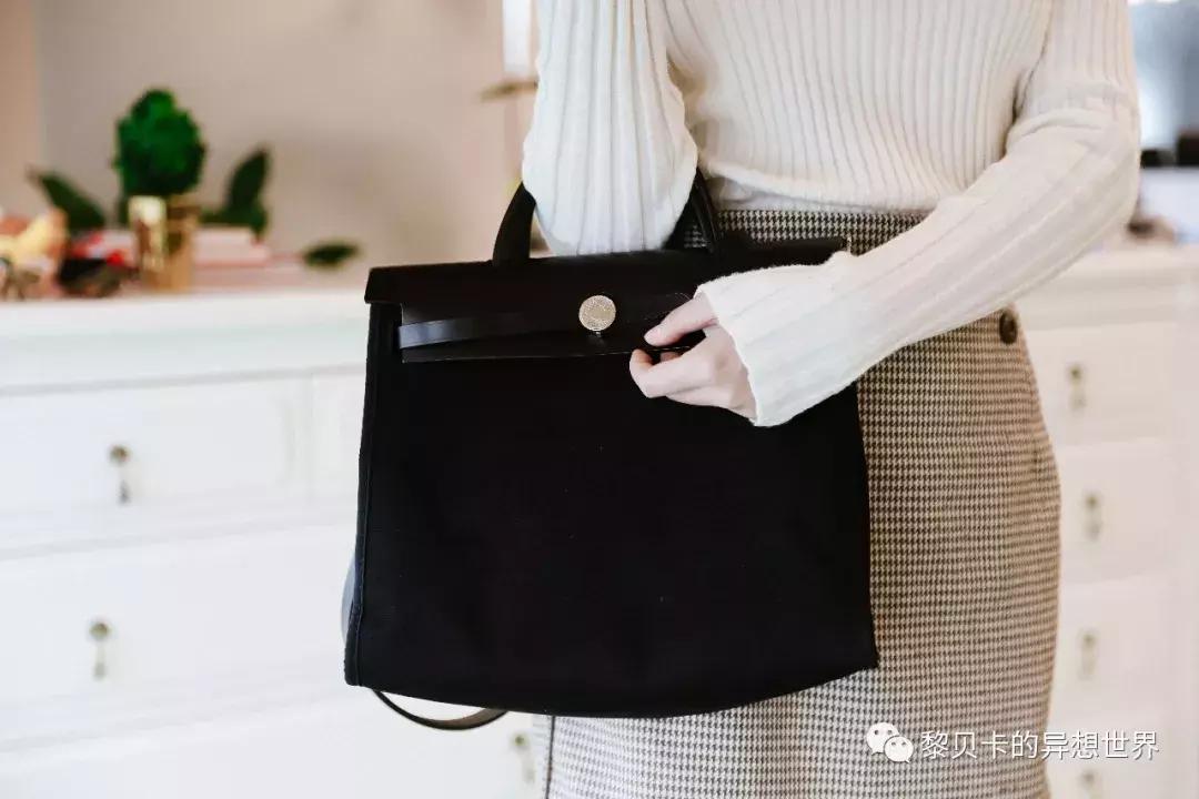 从上百只包里，她们精挑细选了这9只最爱的年度好包