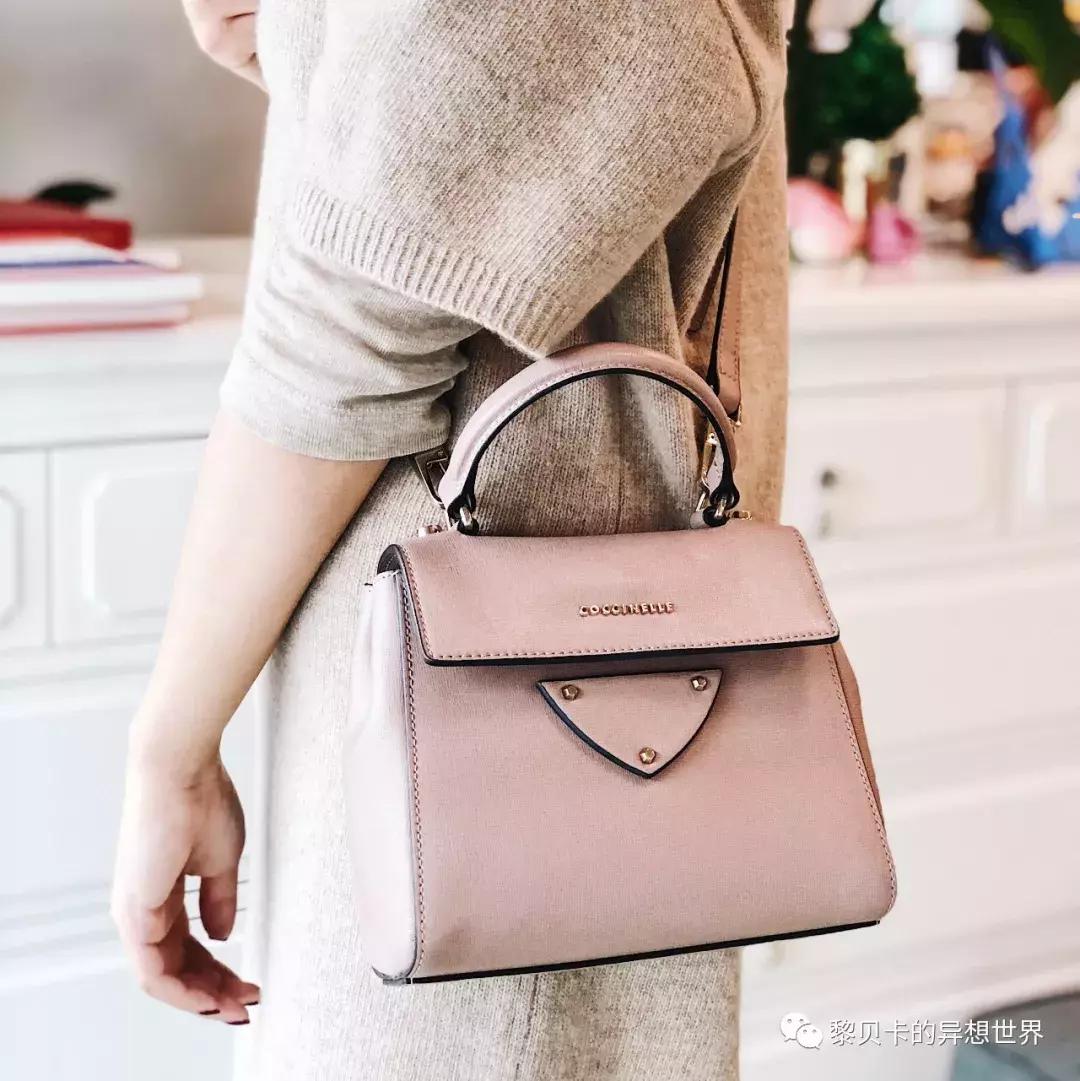 从上百只包里，她们精挑细选了这9只最爱的年度好包