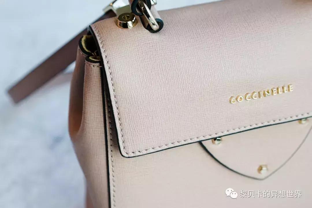 从上百只包里，她们精挑细选了这9只最爱的年度好包