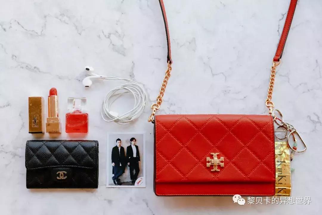 从上百只包里，她们精挑细选了这9只最爱的年度好包