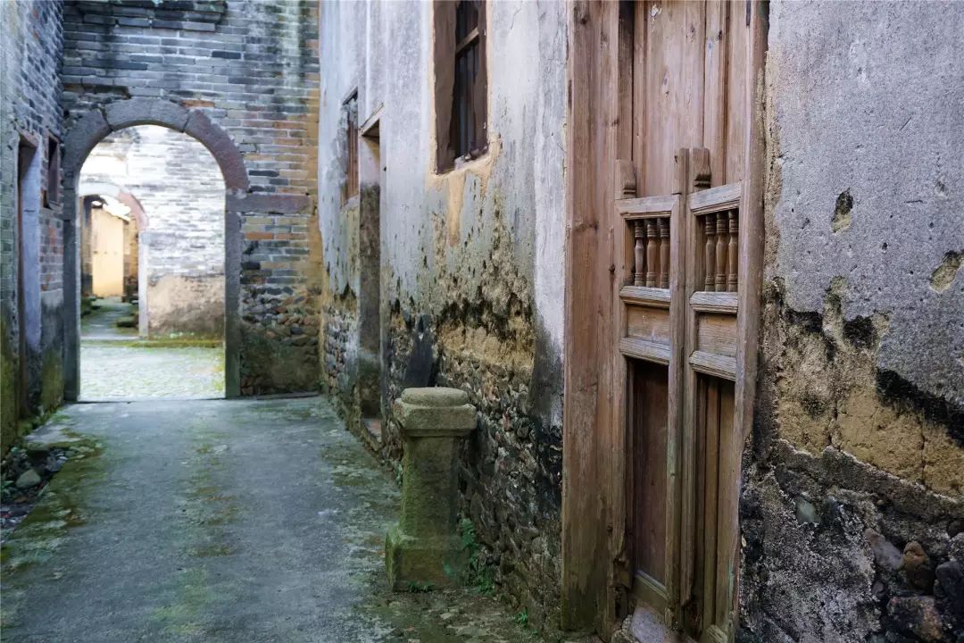 福利丨粤北越北,风景更美,邀你到丹霞灵溪过个红红火火东北年