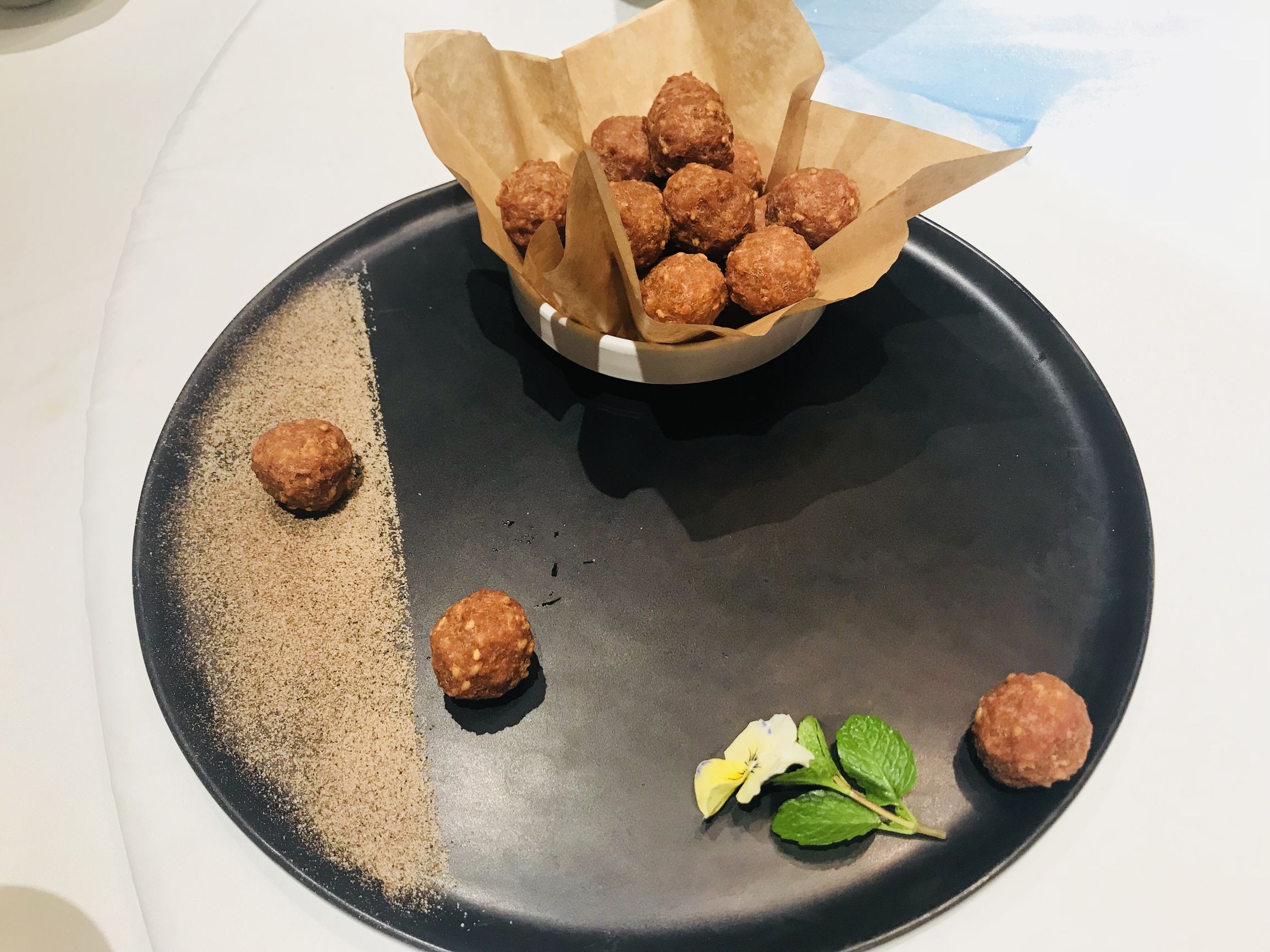 大鸭梨烤鸭探店,北京石景山区古城大鸭梨烤鸭店