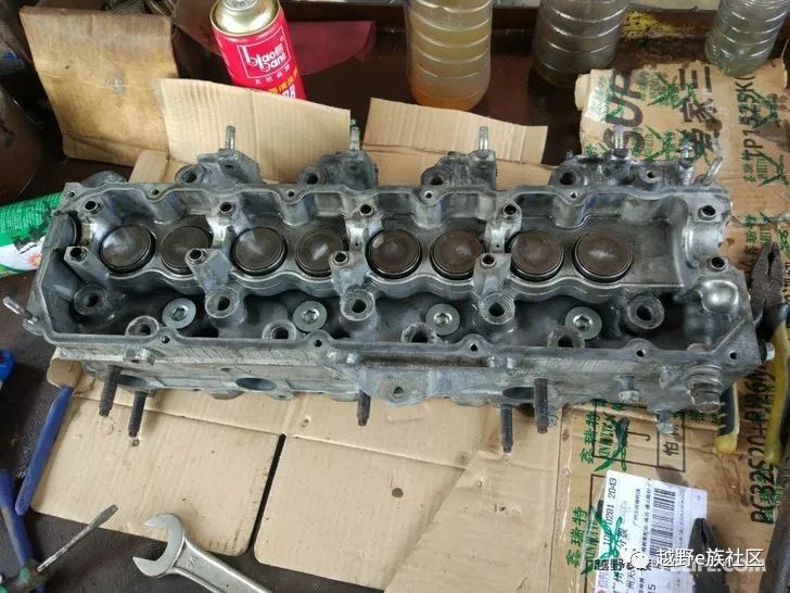 奇兵改帕杰罗发动机超选四驱,黑金刚改装新款帕杰罗内饰