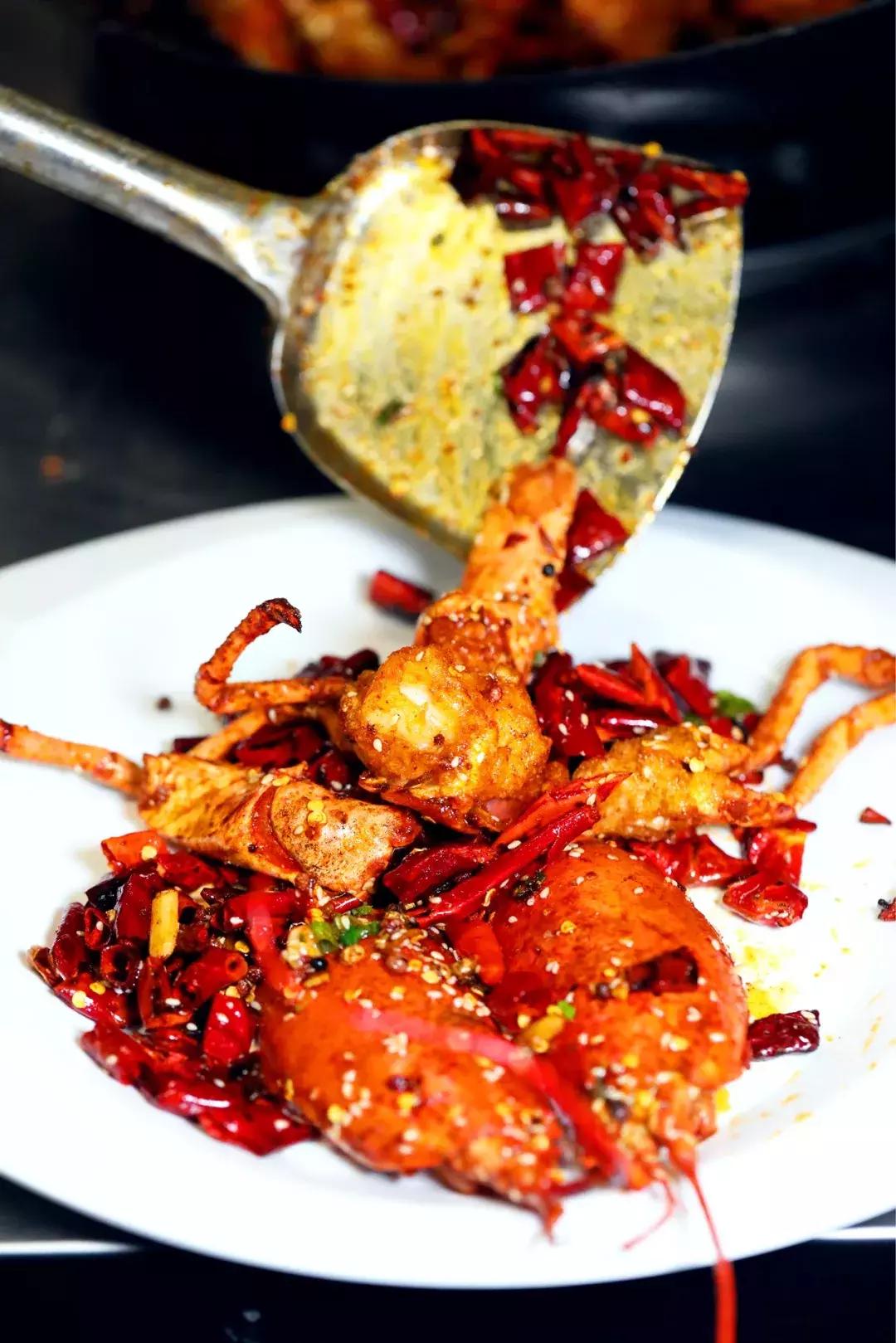 宇宙最红“地球港”空降北京!8国牛肉,逛吃7天不重样!