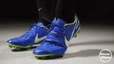 足球技巧练习,足球球鞋顶脚趾解决方案