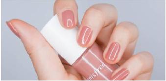 什么法式指甲油显手白,最显白的指甲油