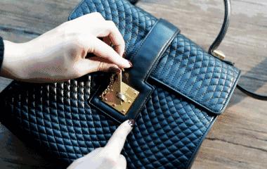 从上百只包里，她们精挑细选了这9只最爱的年度好包