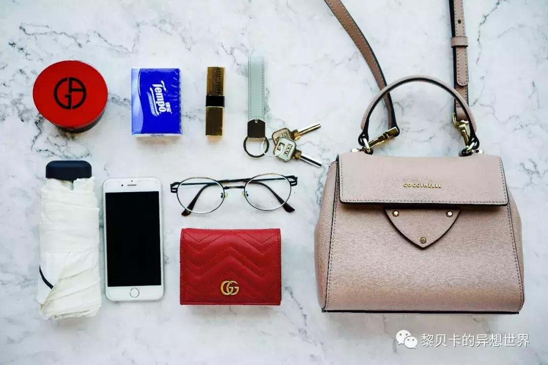 从上百只包里，她们精挑细选了这9只最爱的年度好包