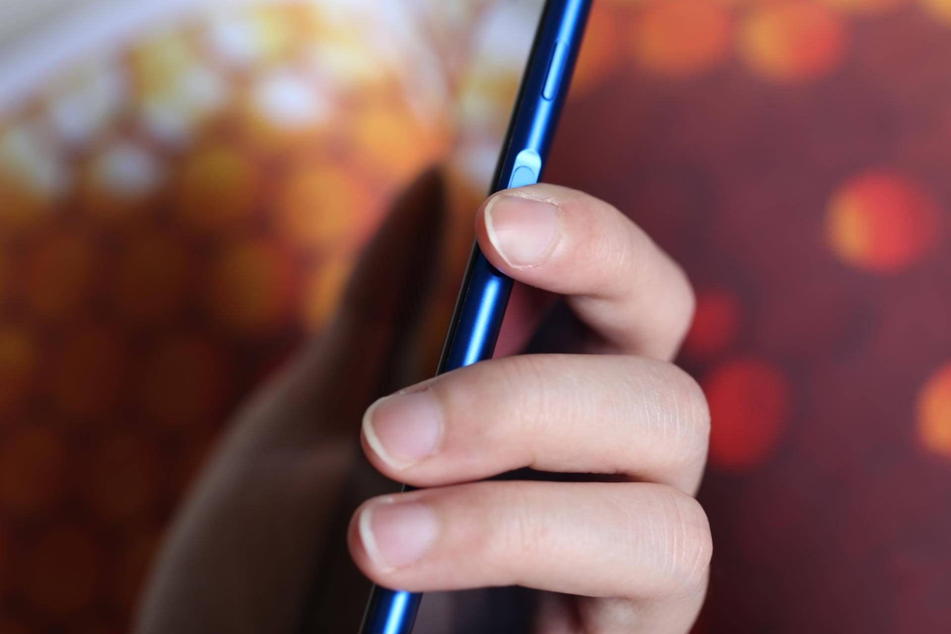 魅蓝最新手机s6金色,魅蓝s6怎么样值得入吗