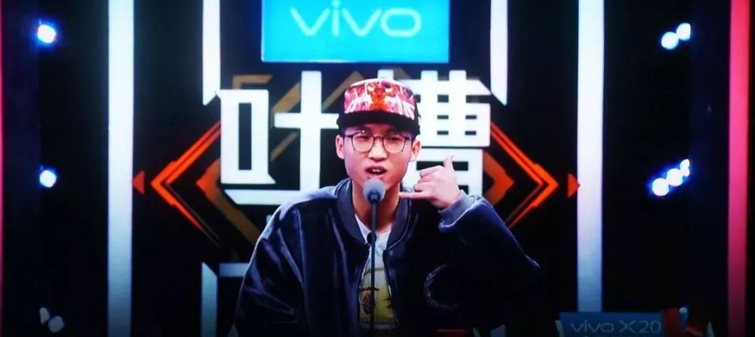 企鹅极光盒子a4021固件,企鹅极光盒子1v和1s区别