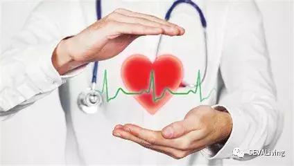 她是一个有趣的灵魂,有趣的灵魂才是女人最着迷的