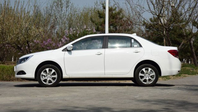 还买啥汽油车,这些电车个个续航300km,15万买来上班一周不用管