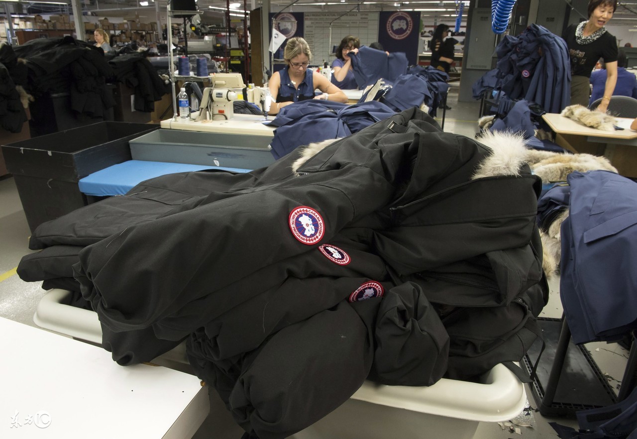 “加拿大鹅”羽绒服热销催生仿冒品全球都存在假货