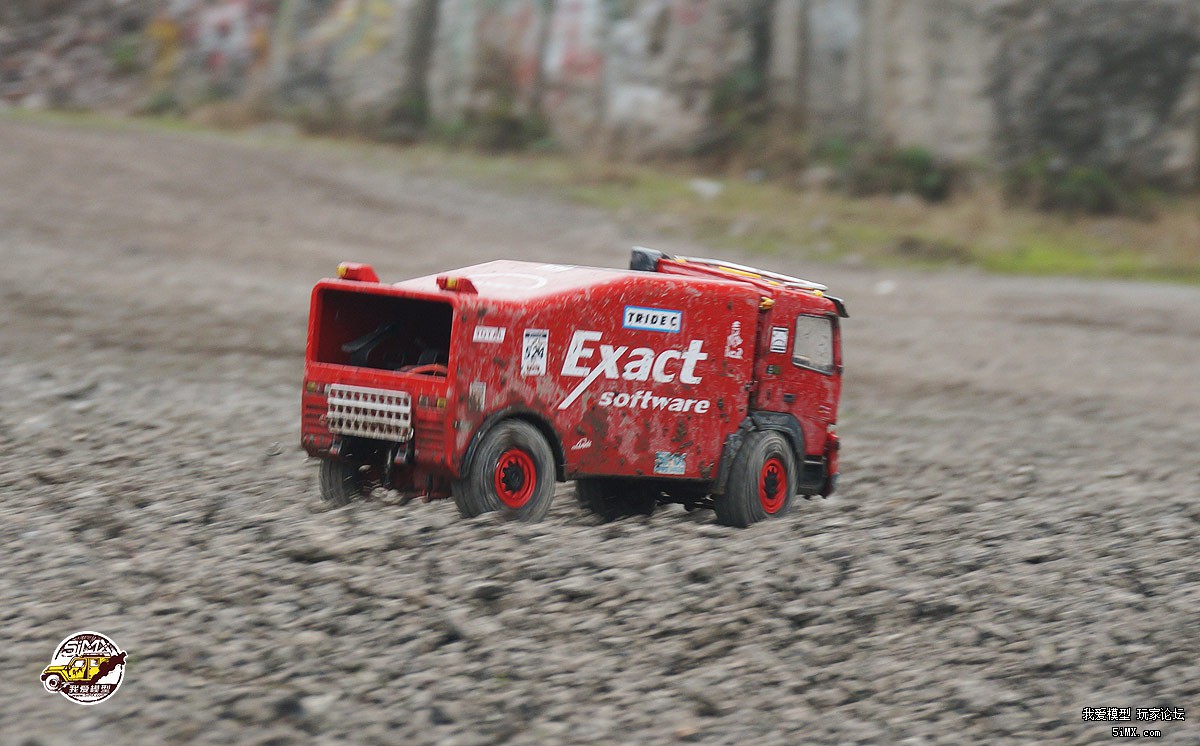 拉力卡车模型开箱测评 (静点拉力卡车模型路试)