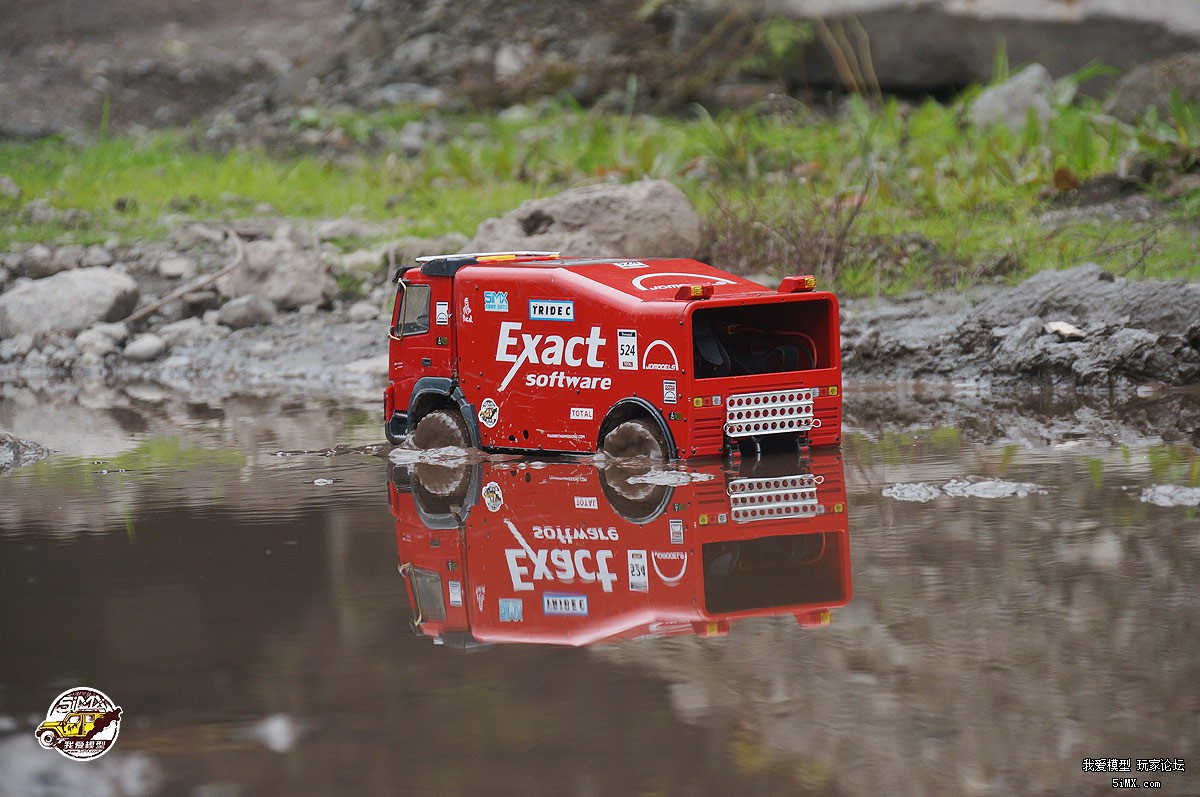 拉力卡车模型开箱测评 (静点拉力卡车模型路试)