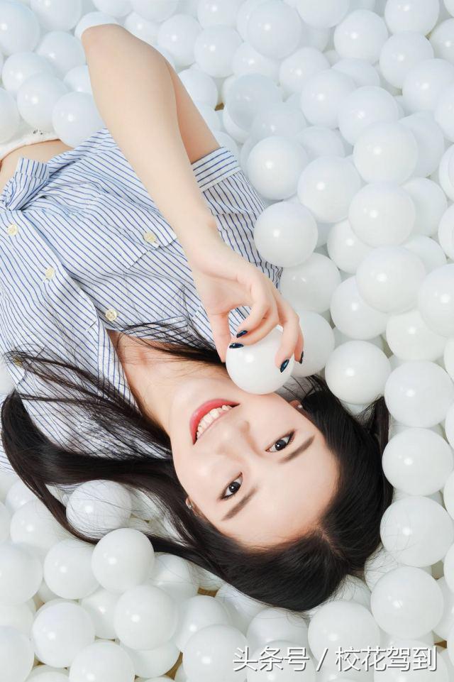 鑳藉敱浼氳烦鐨勫コ缃戠孩,鑳藉敱鑳借烦鐨勫皬浠欏コ